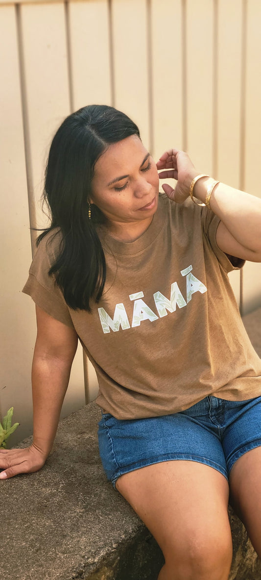 māmā pilina | boxy tee