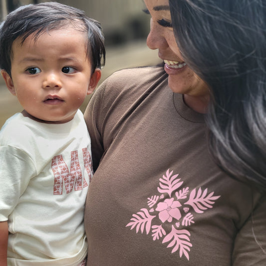 Mai ka pu'uwai | tees